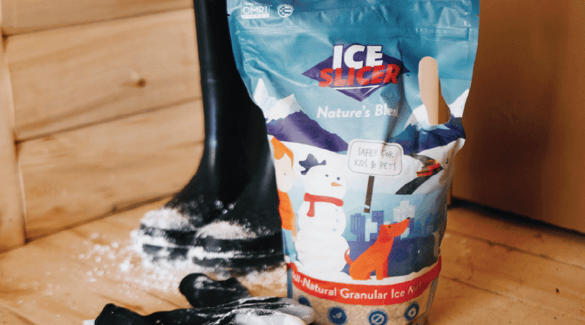 Garden safe Nature's Blend ice melt